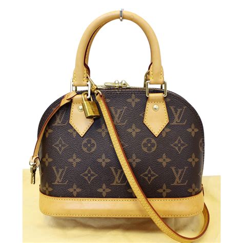 sac alma louis vuitton grand modèle|Louis Vuitton Alma handbags.